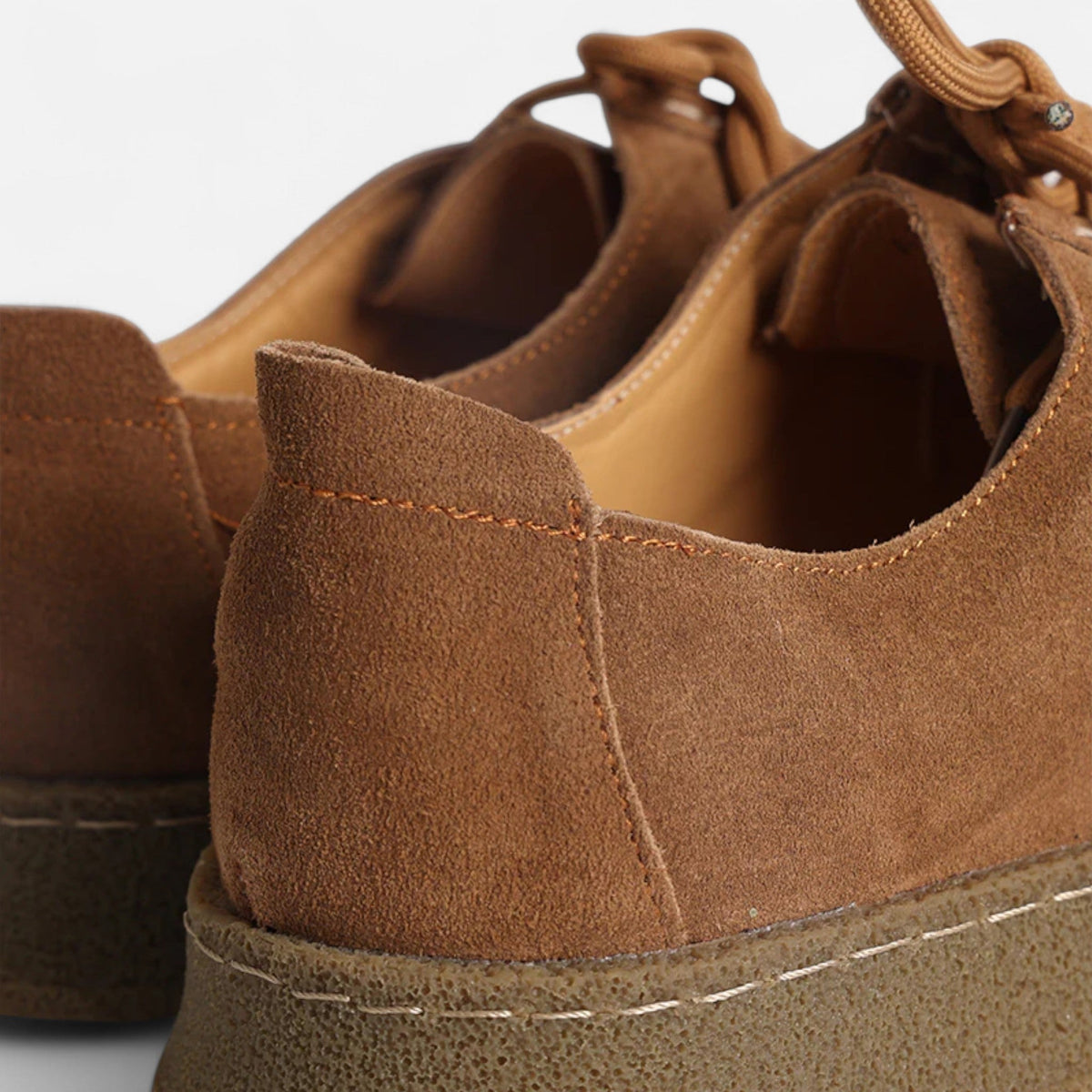 Zapatos Oxford de ante para hombre, de corte refinado y confección artesanal