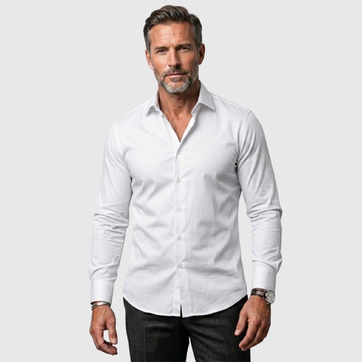 Chemise homme manches longues col classique coupe ajustée boutonnée
