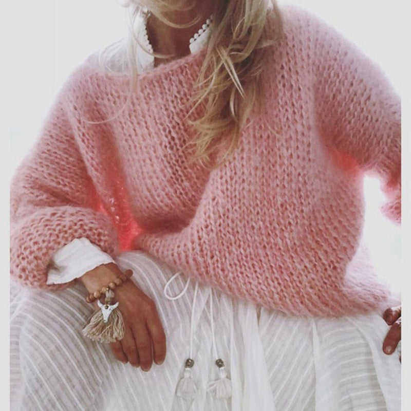 Women’s knitted sweater with an autumn pattern and a warm, bohemian fit