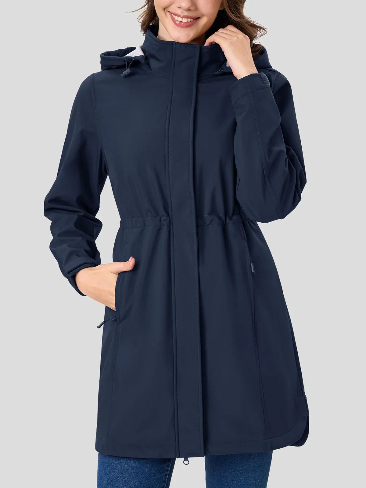 Veste softshell femme capuche doublure polaire imperméable ajustable