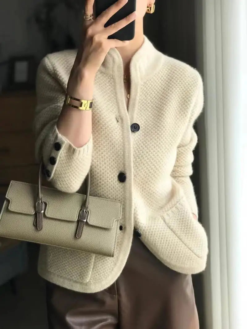 Cardigan in cashmere da donna Lucille con bottoni e taglio classico