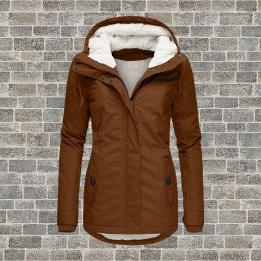 Versatile women’s winter coat with hood and enveloping fit