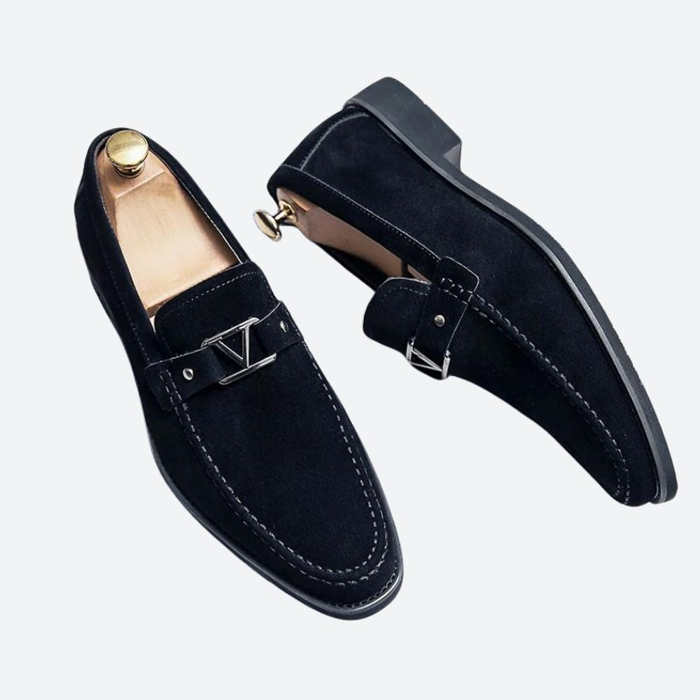 Men’s elegant Italian-style leather shoes for the office