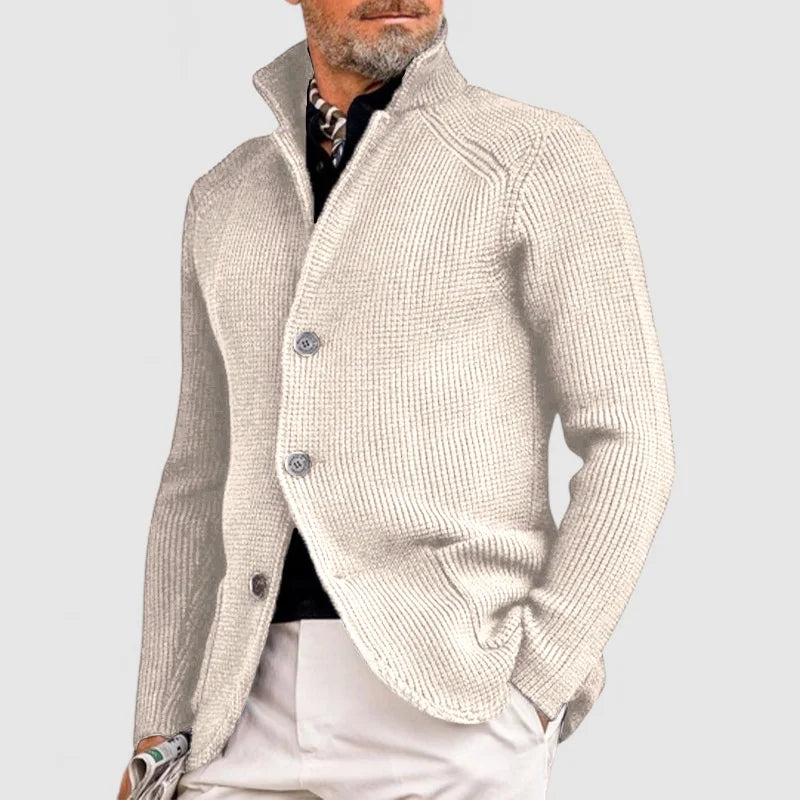 Cardigan homme maille intemporelle col V élégance raffinée