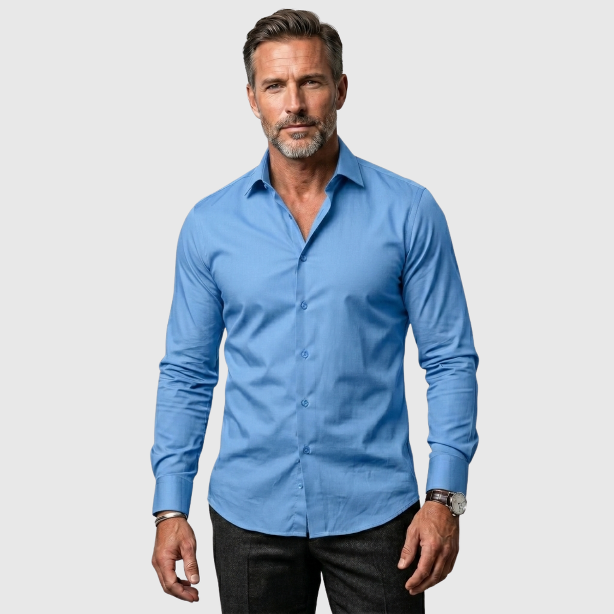 Chemise homme manches longues col classique coupe ajustée boutonnée
