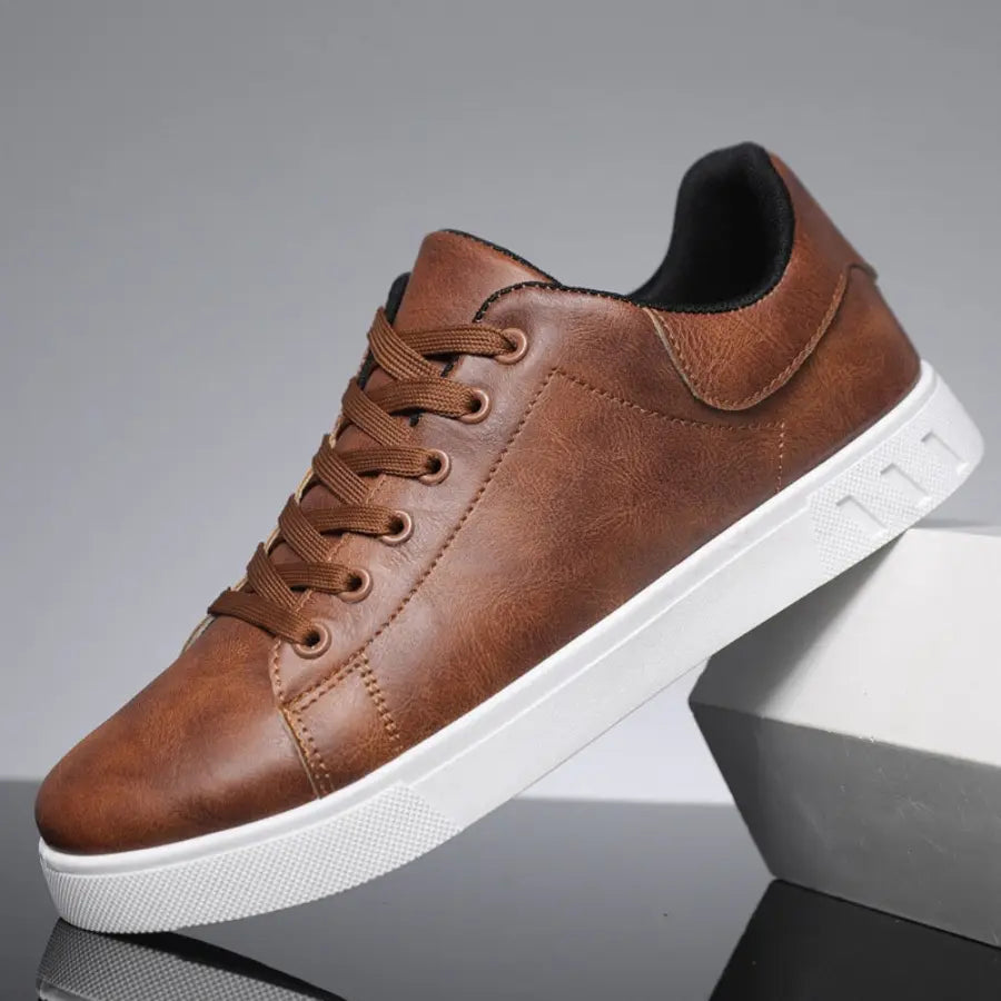 Sneakers Basses Lacées Semelle Contrastée pour Homme