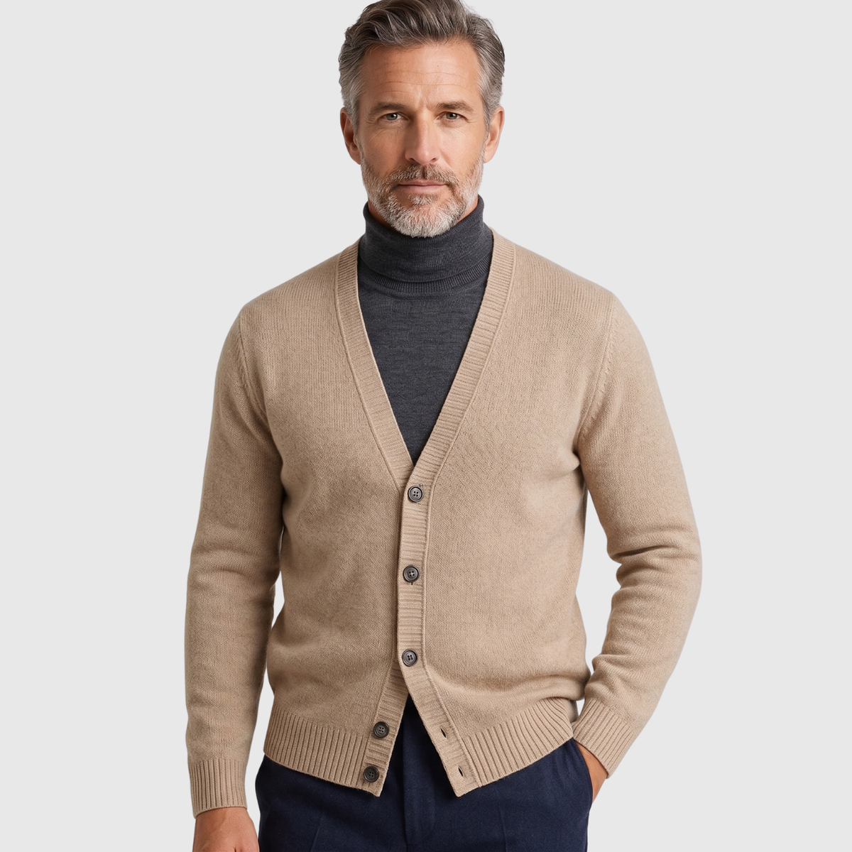 Gilet homme laine mérinos col V maille boutonnée coupe ajustée