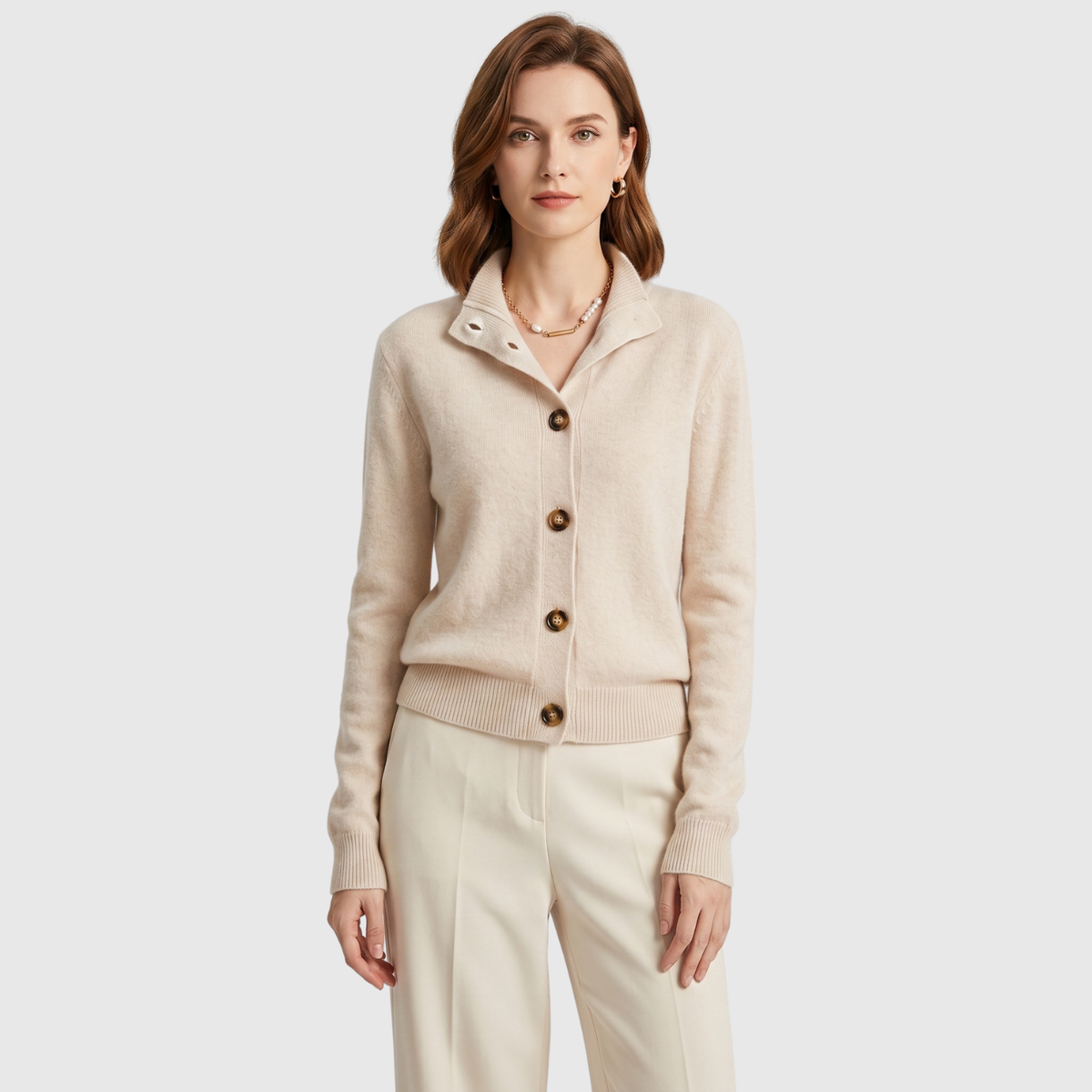 Gilet femme cachemire boutonné col polo manches longues coupe droite