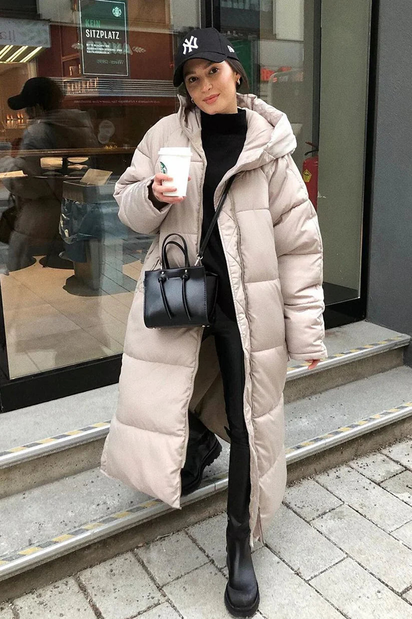 Piumino lungo da donna, isolante, con cappuccio e lunghezza fino a metà coscia