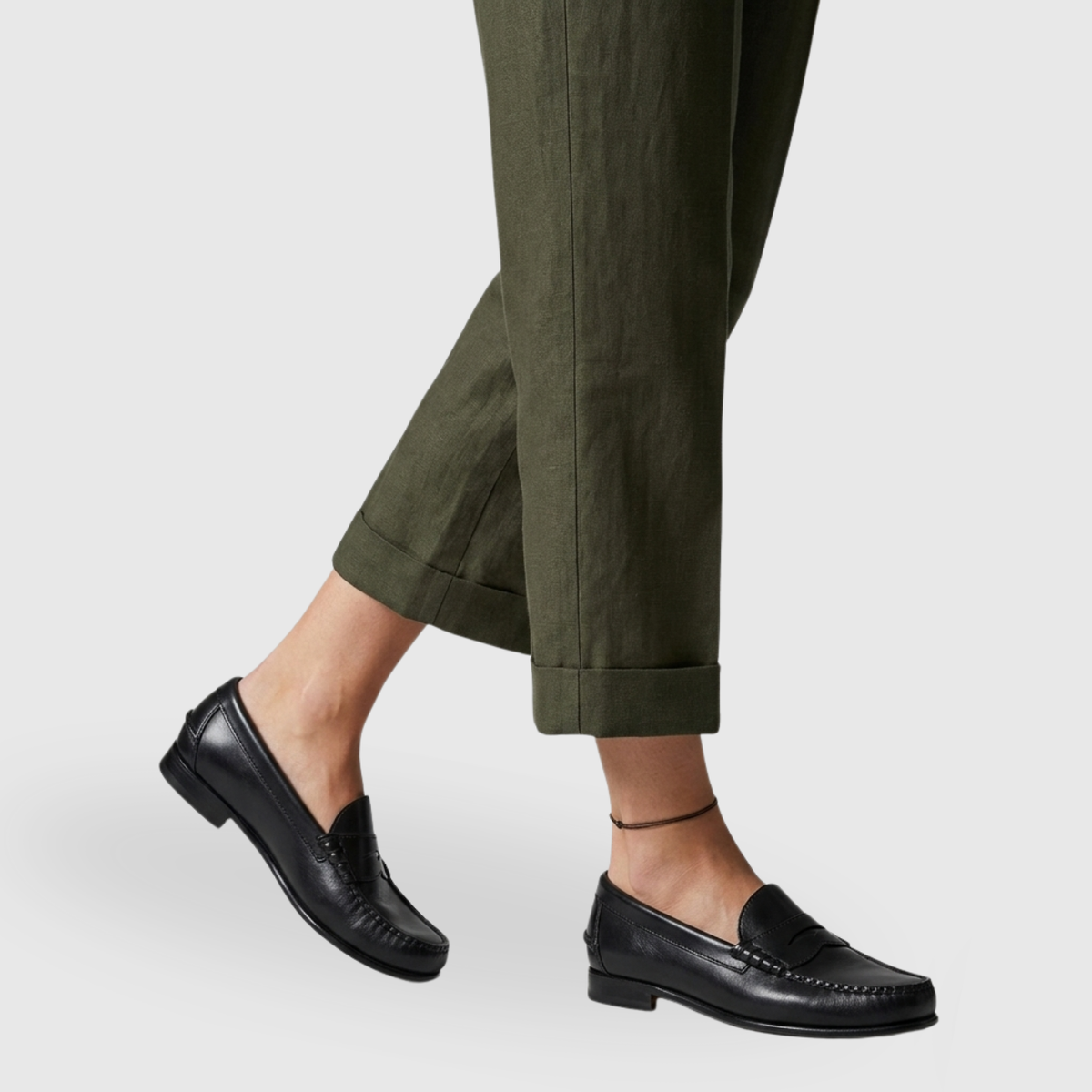 Mocassins femme classiques sans lacets couture apparente