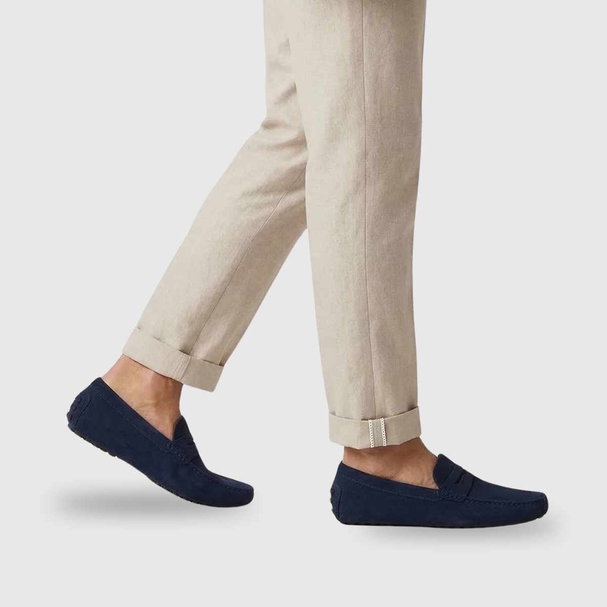 Mocassins homme daim type driving à enfiler semelle souple antidérapante