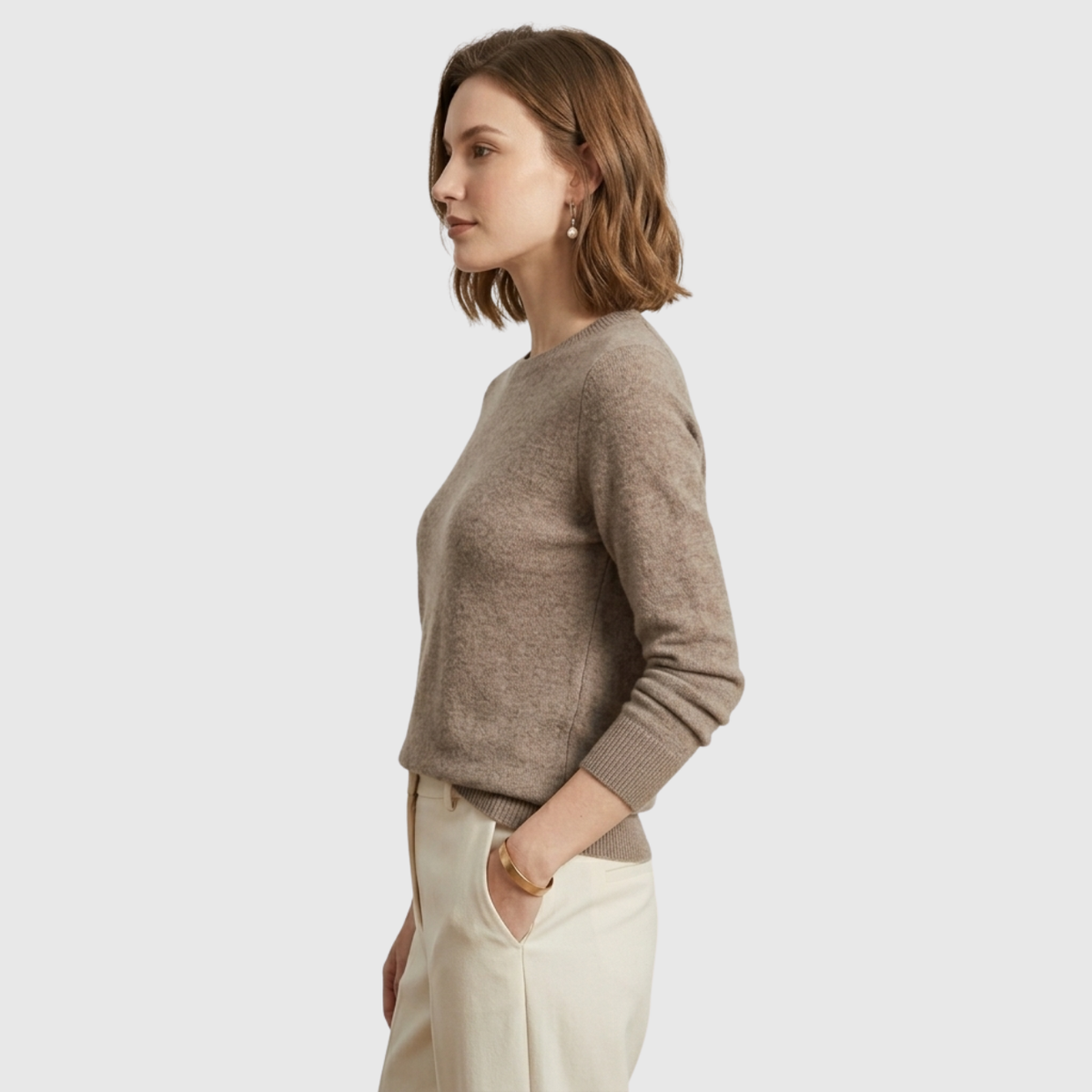 Pull femme cachemire col rond manches longues coupe droite