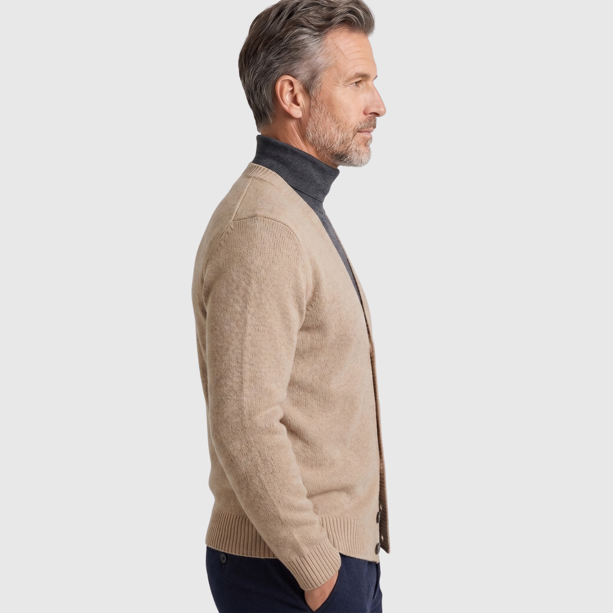 Gilet homme laine mérinos col V maille boutonnée coupe ajustée