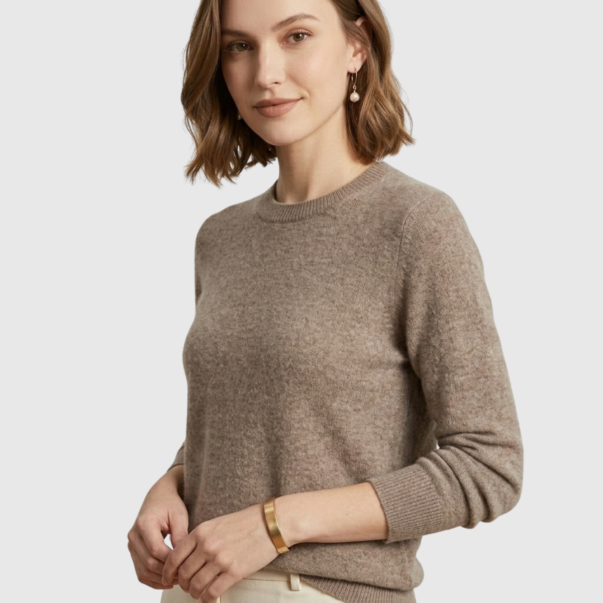 Pull femme cachemire col rond manches longues coupe droite