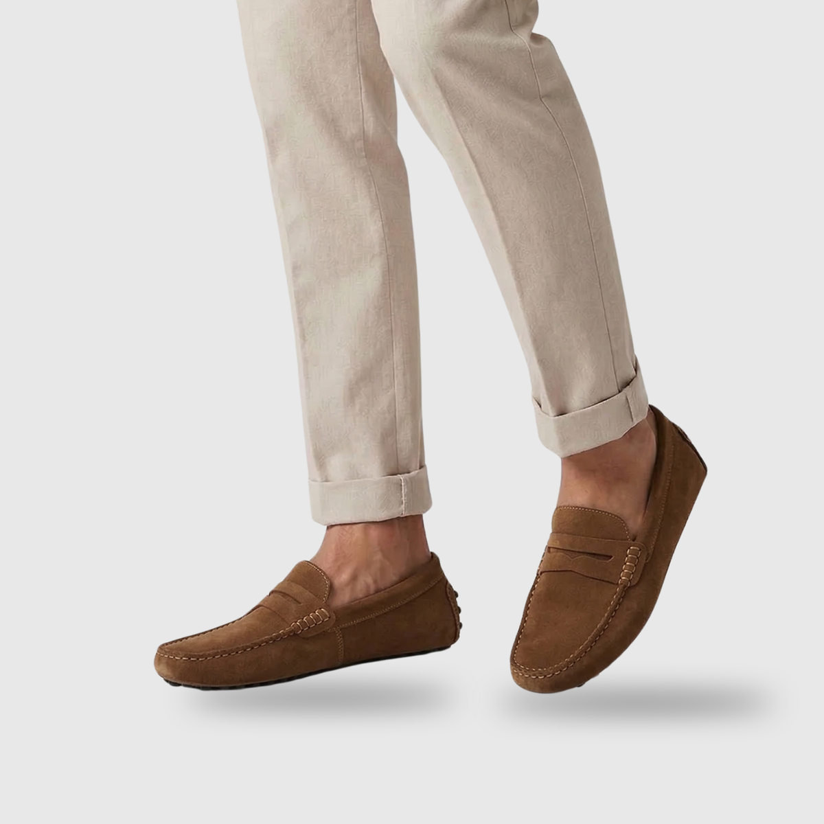 Mocassins homme daim type driving à enfiler semelle souple antidérapante