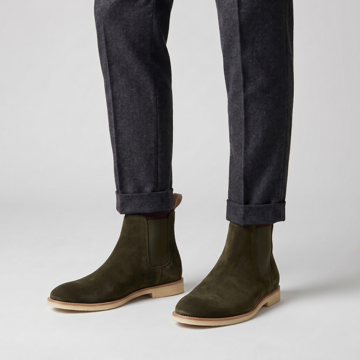 Bottines Chelsea homme en suédine à enfiler