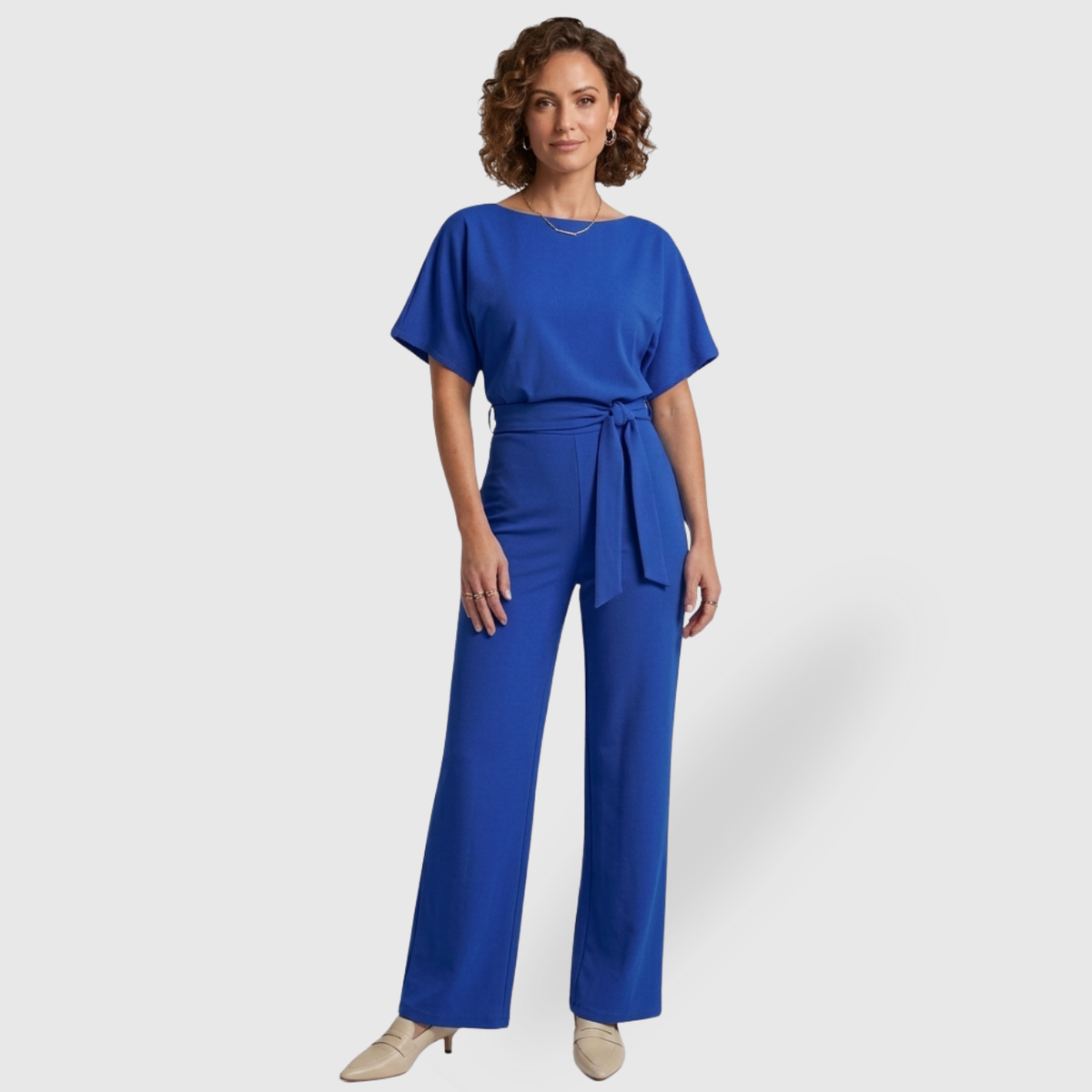 Combinaison femme pantalon manches courtes taille ceinturée coupe droite