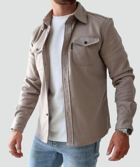 Men's button-up shirt jacket with chest pockets, casual and suitable for everyday wear