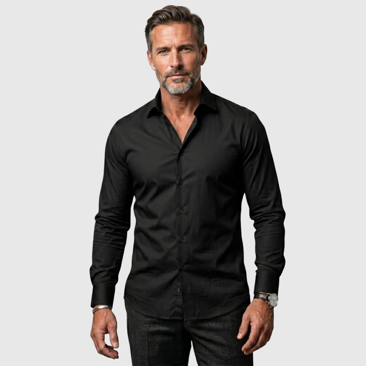 Chemise homme manches longues col classique coupe ajustée boutonnée