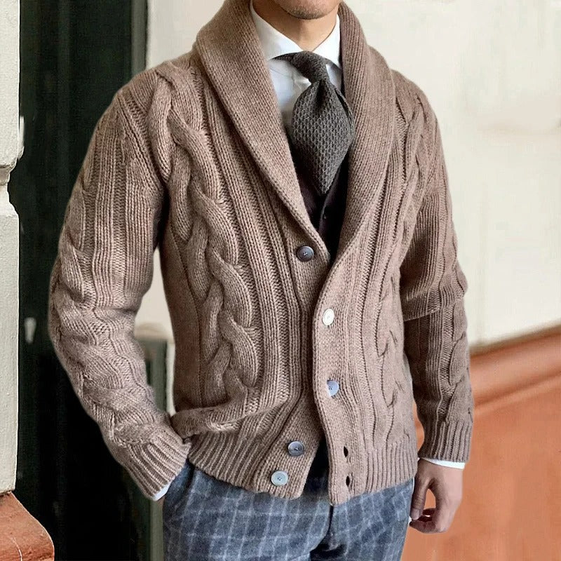 Cardigan homme tricot chaud coupe cintrée élégance raffinée