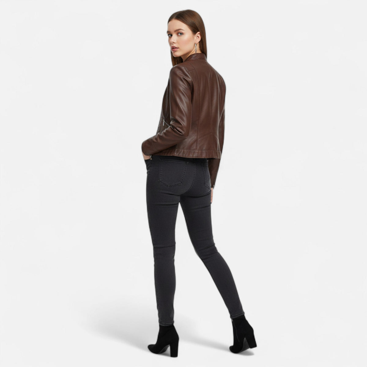 Veste femme cuir premium coupe cintrée élégance raffinée