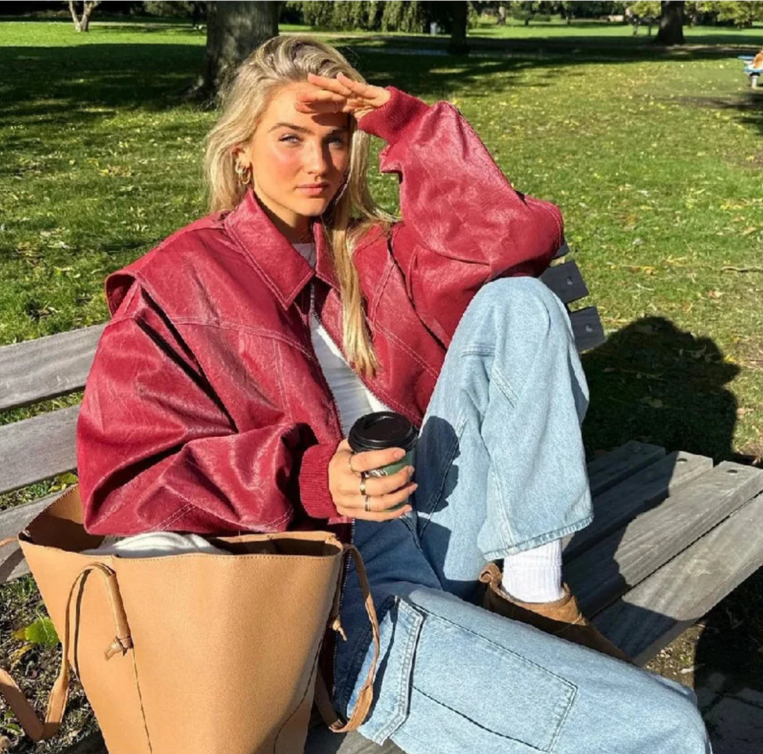 Dámská oversized bomber bunda v trendy ležérním stylu