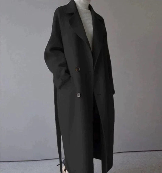Cappotto lungo da donna in lana, taglio classico e calore premium