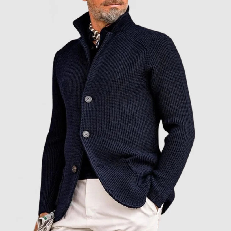 Cardigan homme maille intemporelle col V élégance raffinée